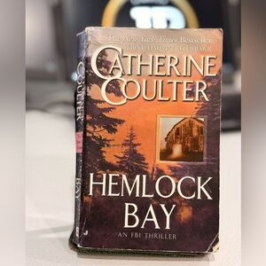 Hemlock Bay Catherine Coulter Paperback FBI Thriller Mystery